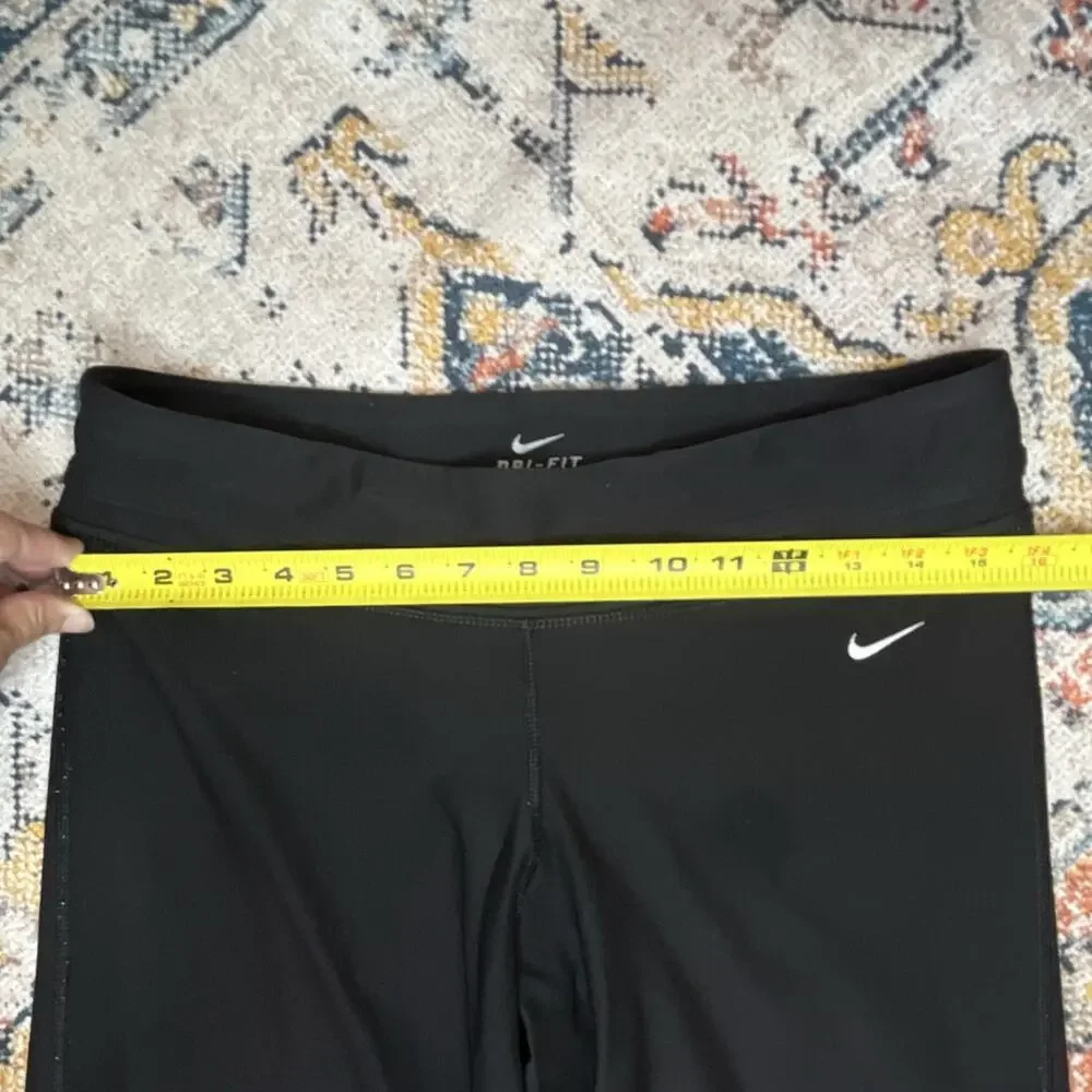 Nike Dri-FIT Women's Black Pull-On Flare Pants Size S Stretch Low Waist